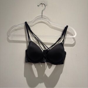 Victoria’s Secret Black Front Closeing Bra Crisscross Back 34B